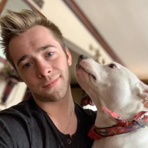 Meet your Posher, Zach